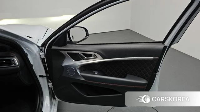 Genesis G70 id 4482430 из Кореи 16