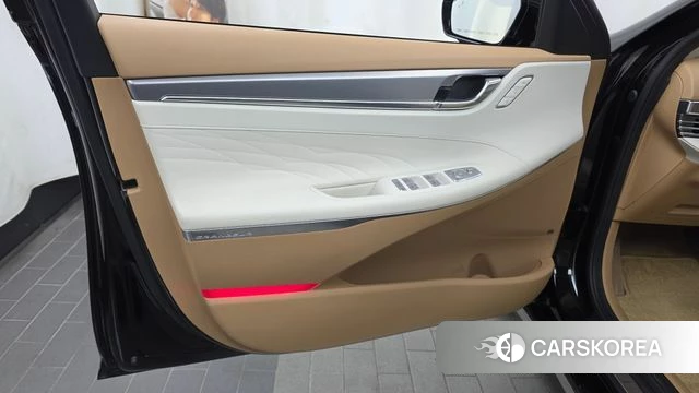 Hyundai The New Grandeur IG Hybrid id 4692557 из Кореи 16