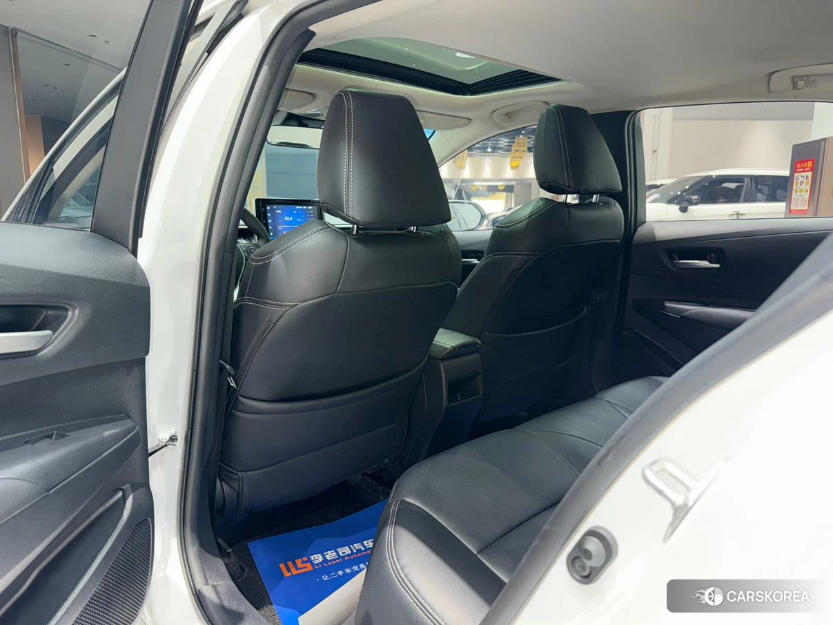 Toyota Corolla id 4413323 из Китая 16