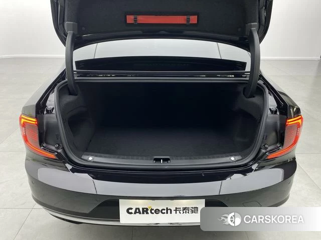 Volvo S90 id 3889972 из Китая 16