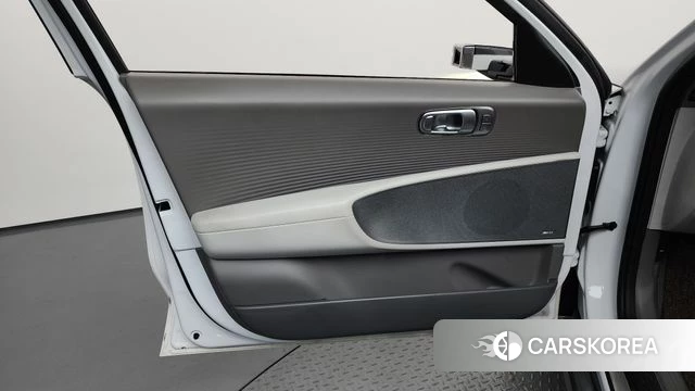 Hyundai Ionic 6 id 4631090 из Кореи 16