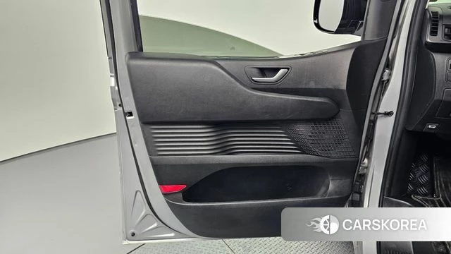 Hyundai Staria id 4415834 из Кореи 16