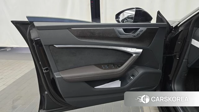 Audi A7 (4K) id 4849512 из Кореи 16