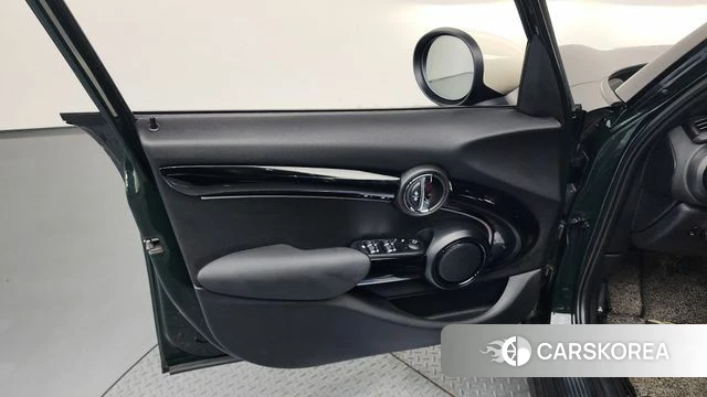 Mini Cooper id 4641068 из Кореи 16