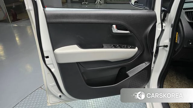 Kia The New Kia Ray EV id 4749179 из Кореи 16