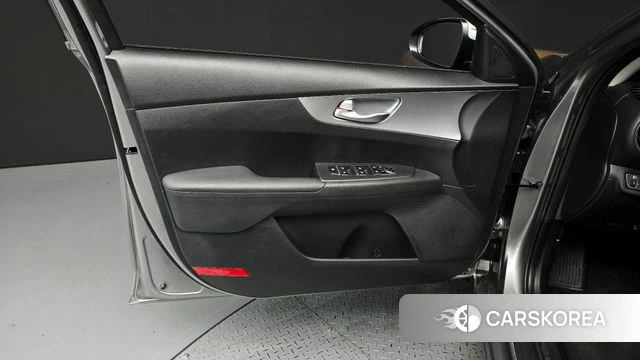 Kia The New K3 2nd generation id 4898284 из Кореи 16
