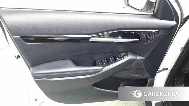 Kia Seltos id 4395772 из Кореи 16