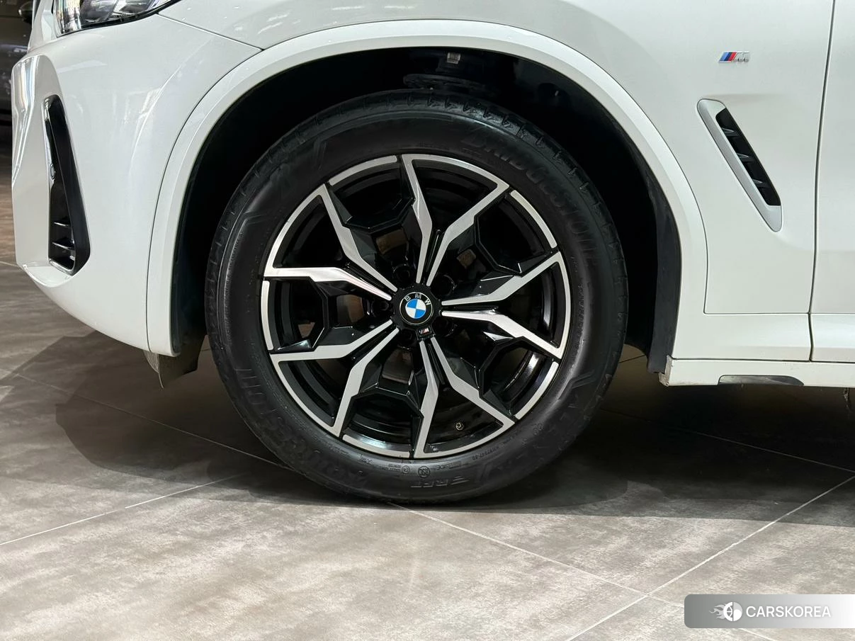BMW X3 id 4498825 из Китая 16