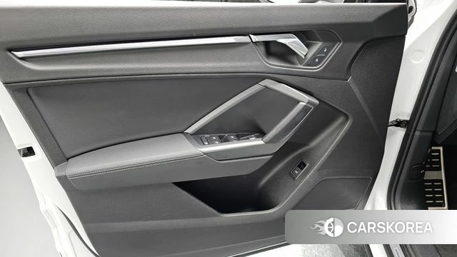 Audi Q3 (F3) id 4423991 из Кореи 16