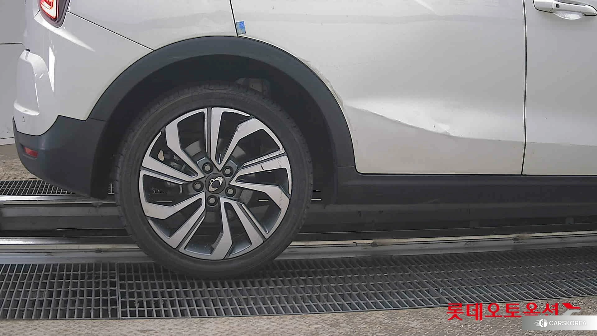 SsangYong Tivoli id 3875664 из Кореи 16