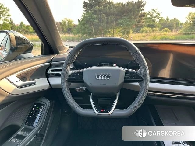 Audi A5L id 4313755 из Китая 16