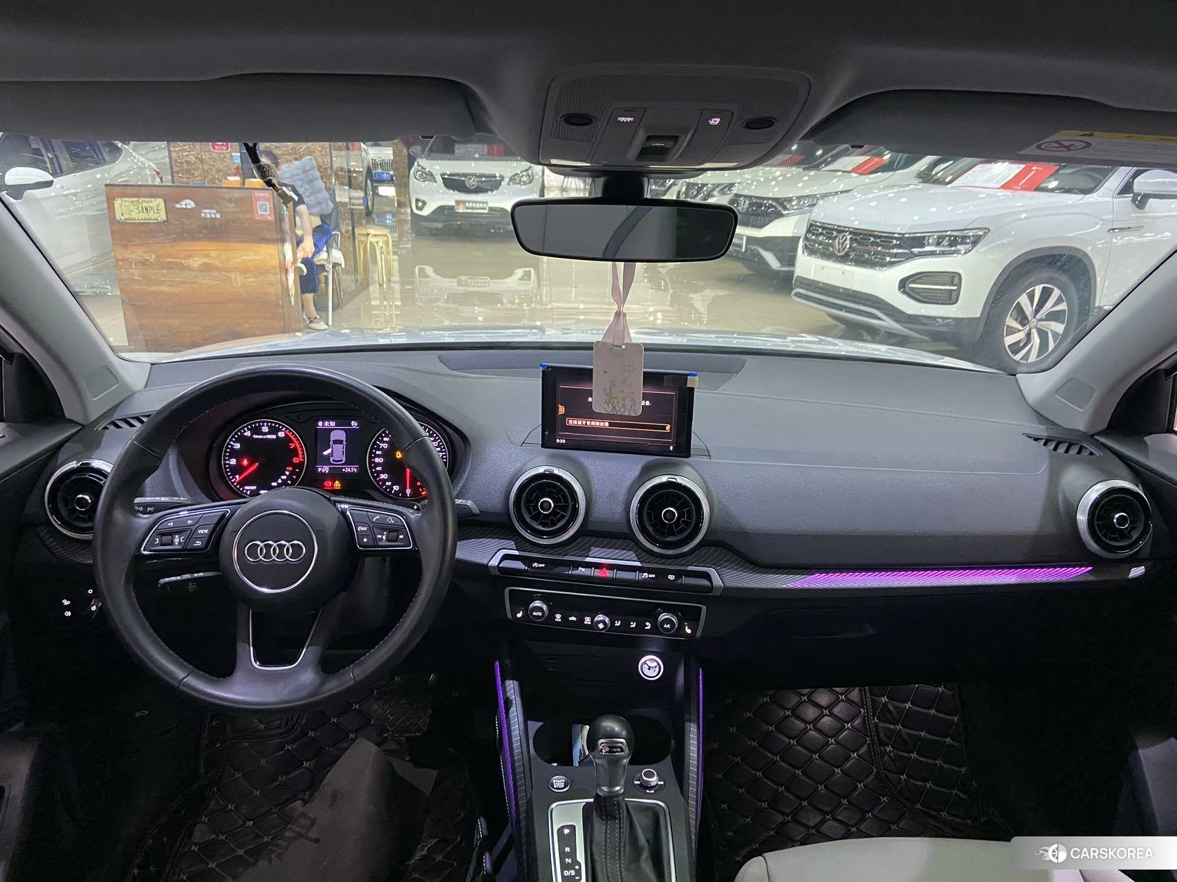 Audi Q2L id 4514796 из Китая 16