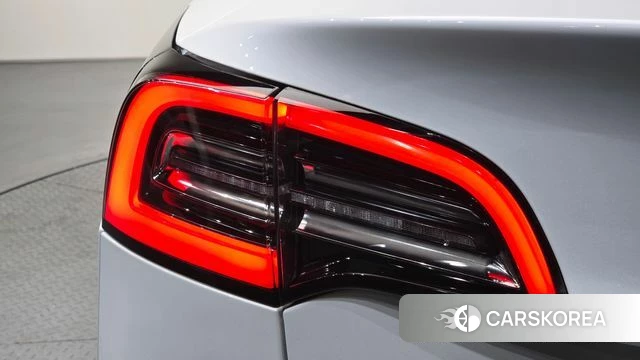 Tesla Model 3 id 4636235 из Кореи 16