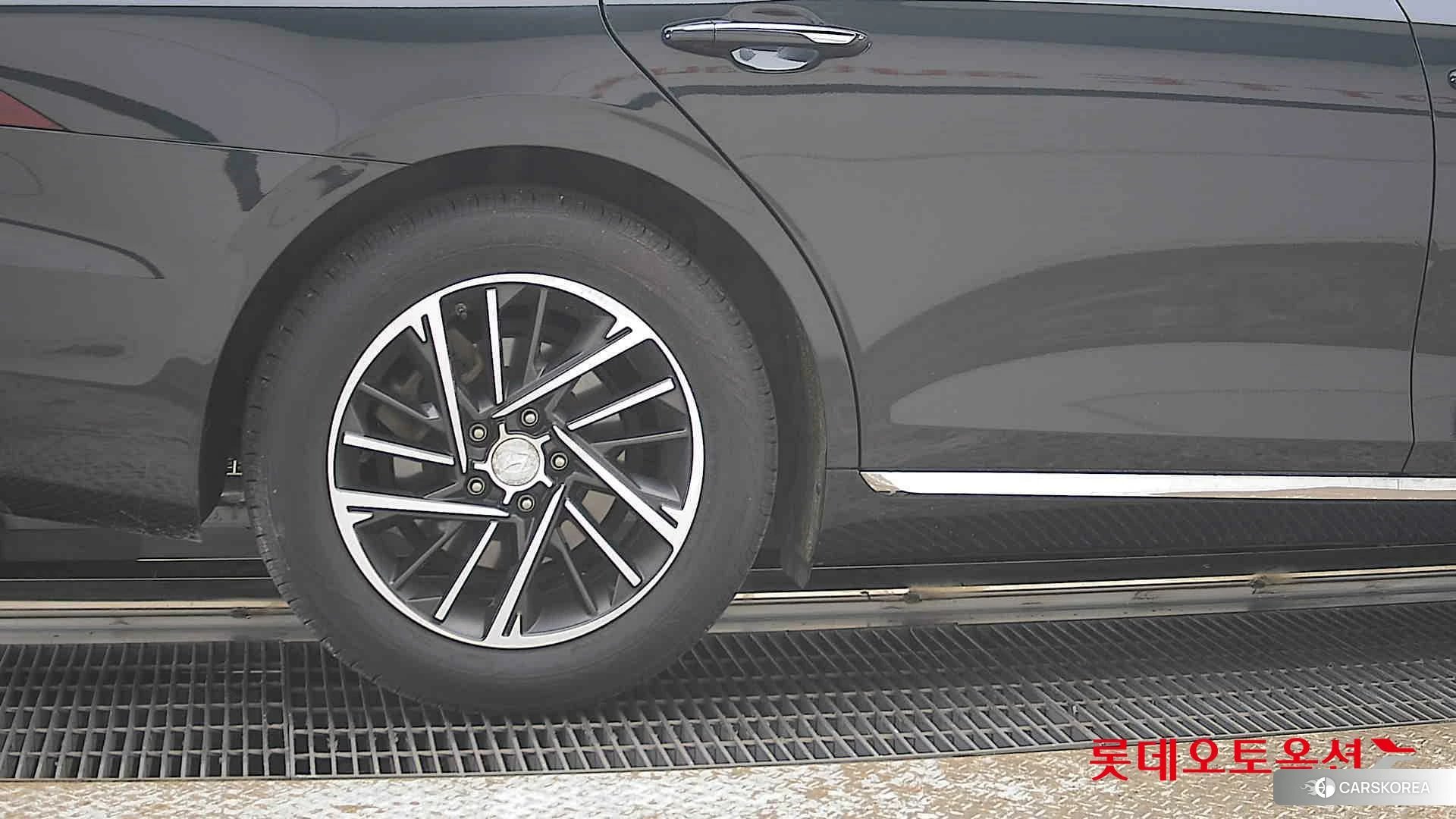 Hyundai Grandeur id 3869288 из Кореи 16