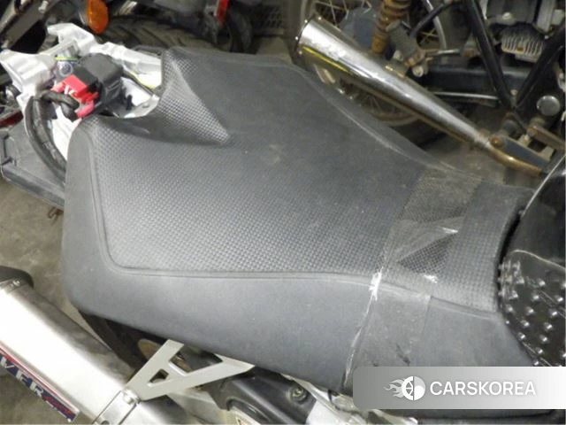 Aprilia RSV4R id 3939573 из Японии 16