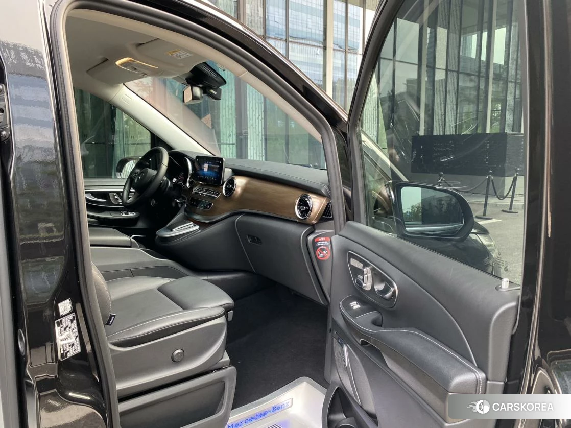 Mercedes-Benz V-Class id 4513498 из Китая 16