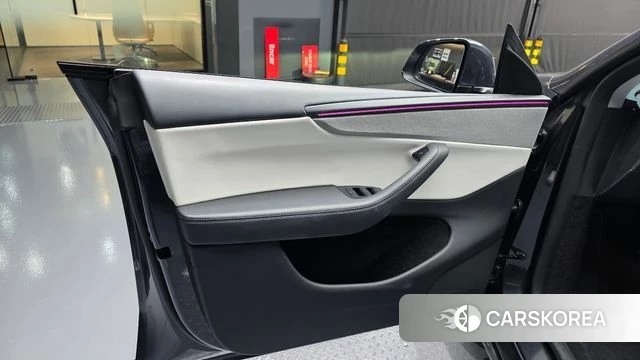 Tesla Model Y id 4584170 из Кореи 16