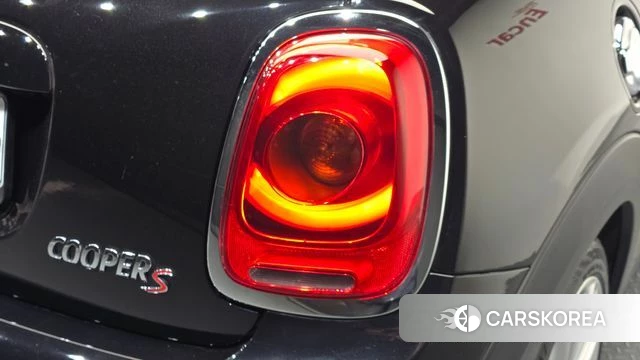 Mini Cooper S id 4882681 из Кореи 16