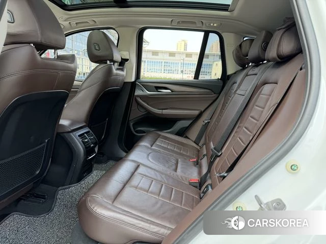 BMW X3 id 4272509 из Китая 16