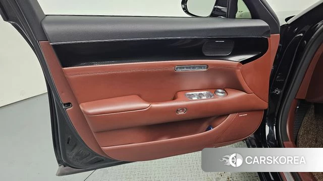 Genesis G90 (RS4) id 4763914 из Кореи 16