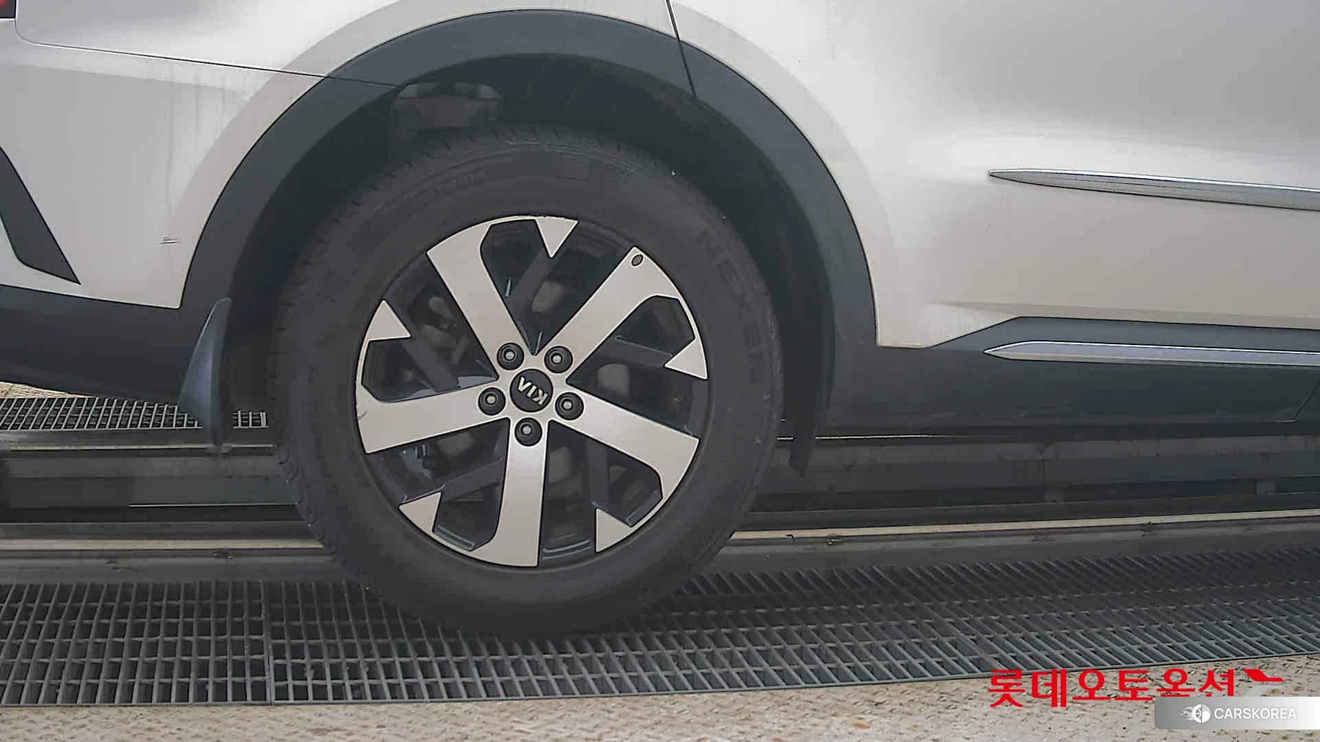 Kia Sorento id 4679404 из Кореи 16