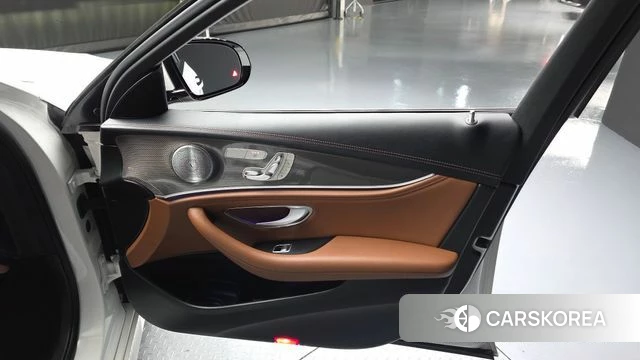 Mercedes-Benz E-Class W213 id 4459117 из Кореи 16