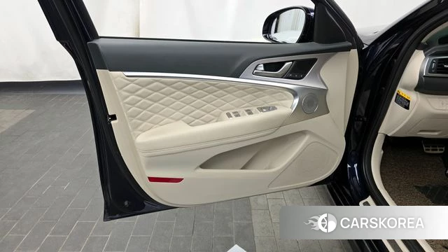 Genesis G70 id 4377568 из Кореи 16