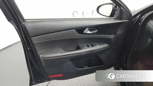 Kia The New K3 2nd generation id 4429216 из Кореи 16