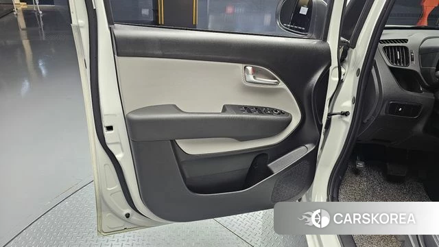 Kia The New Kia Ray id 4608364 из Кореи 16