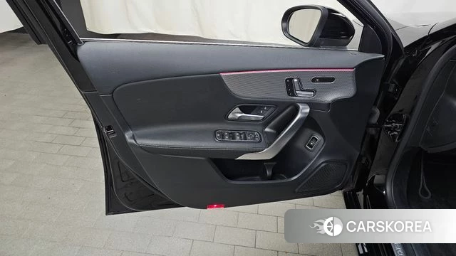 Mercedes-Benz A-Class W177 id 4284192 из Кореи 16