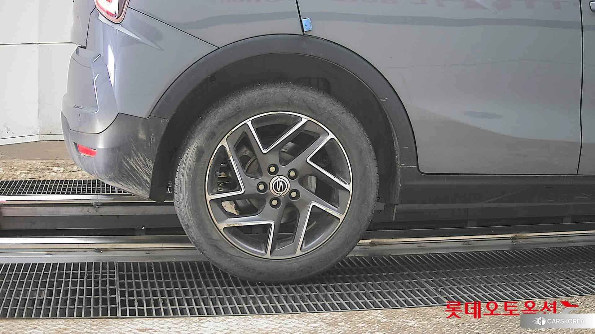 SsangYong Tivoli id 3882200 из Кореи 16