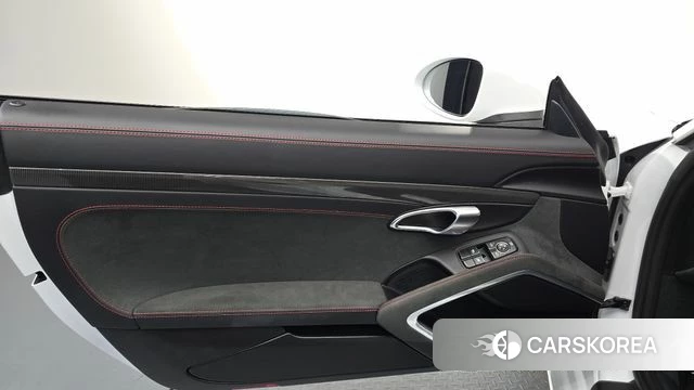 Porsche 718 Cayman id 4624113 из Кореи 16
