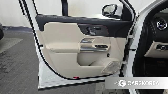 Mercedes-Benz GLA - Class H247 id 4482214 из Кореи 16