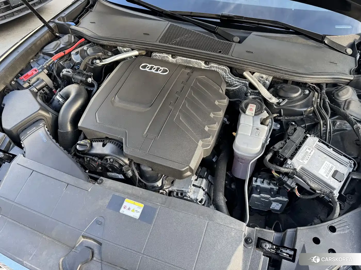 Audi A6L id 4576859 из Китая 16