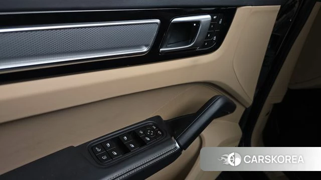 Porsche Cayenne (PO536) id 4266875 из Кореи 16