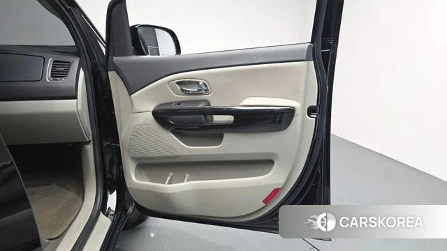 Kia The New Carnival id 4410961 из Кореи 16