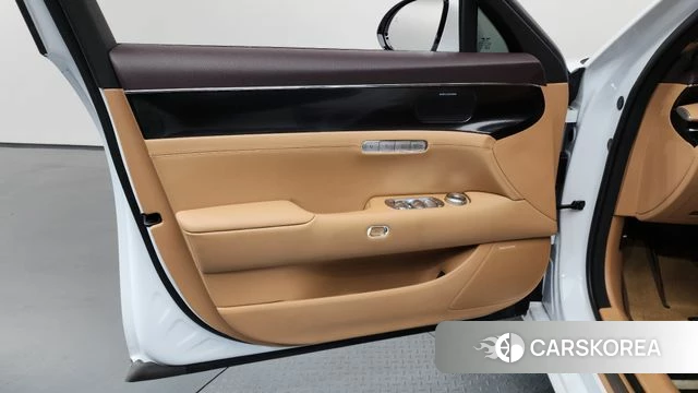 Genesis G90 (RS4) id 4763651 из Кореи 16