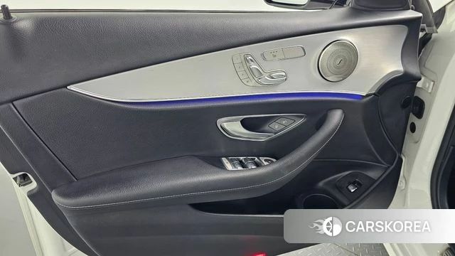 Mercedes-Benz E-Class W213 id 4330844 из Кореи 16
