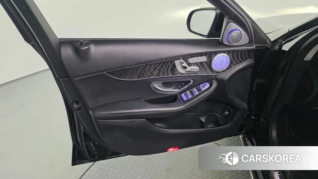 Mercedes-Benz C-Class W205 id 4188315 из Кореи 16