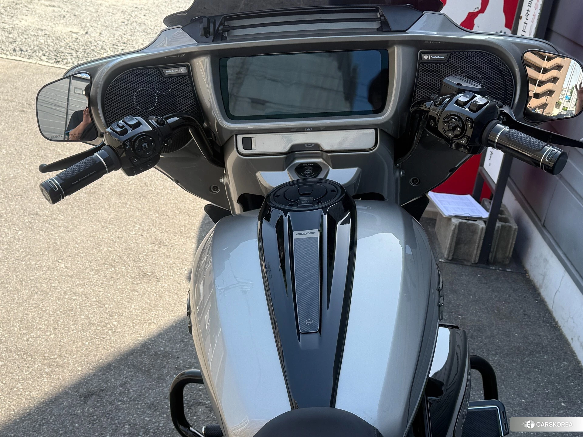 Harley-Davidson Street Glide FLHXSE1800 CVO id 4352671 из Японии 16