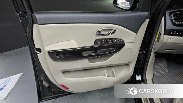 Kia The New Carnival id 4531058 из Кореи 16