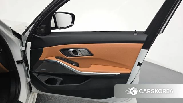 BMW 3 Series (G20) id 4744234 из Кореи 16