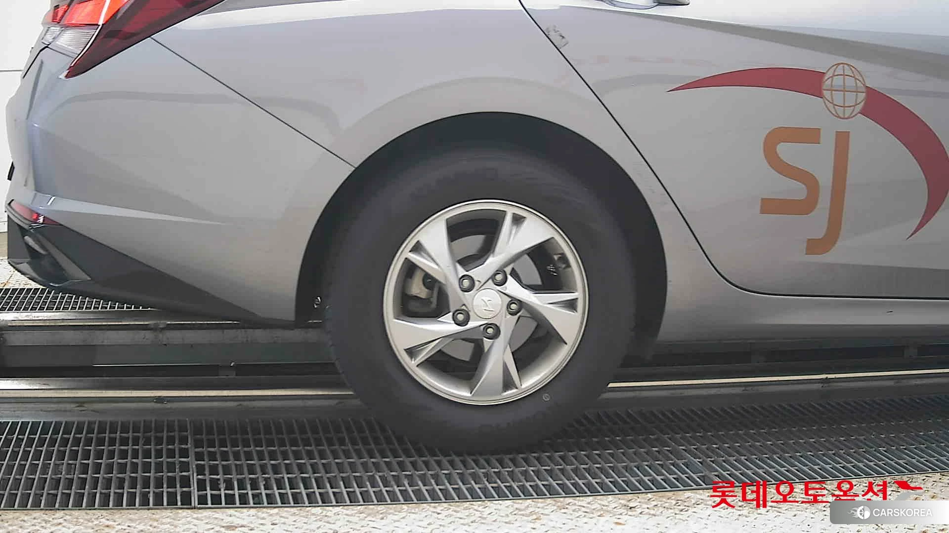 Hyundai Avante id 4679322 из Кореи 16