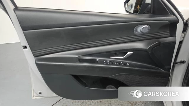 Hyundai Avante Hybrid (CN7) id 4656730 из Кореи 16