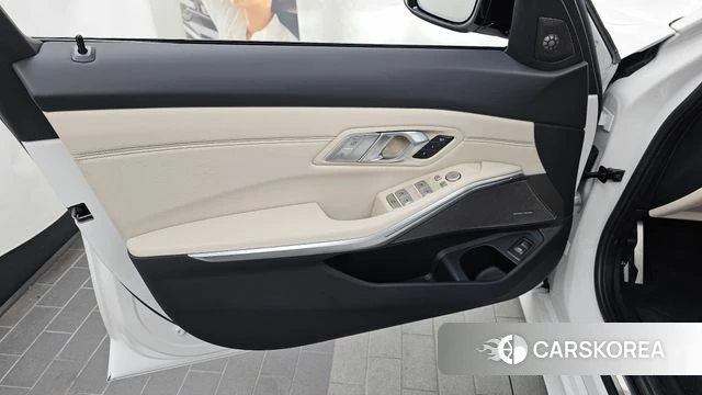 BMW 3 Series (G20) id 4669602 из Кореи 16