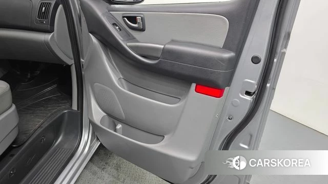 Hyundai The New Grand Starex id 4232311 из Кореи 16