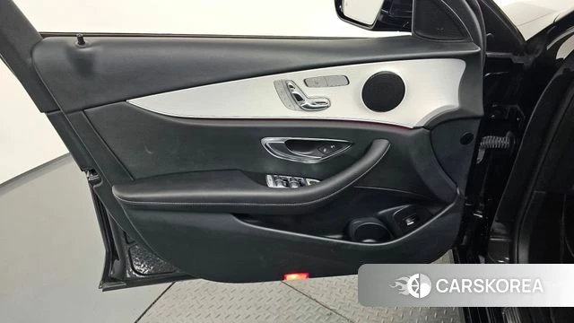 Mercedes-Benz E-Class W213 id 4309877 из Кореи 16