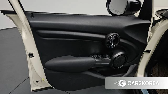 Mini Cooper id 4580991 из Кореи 16