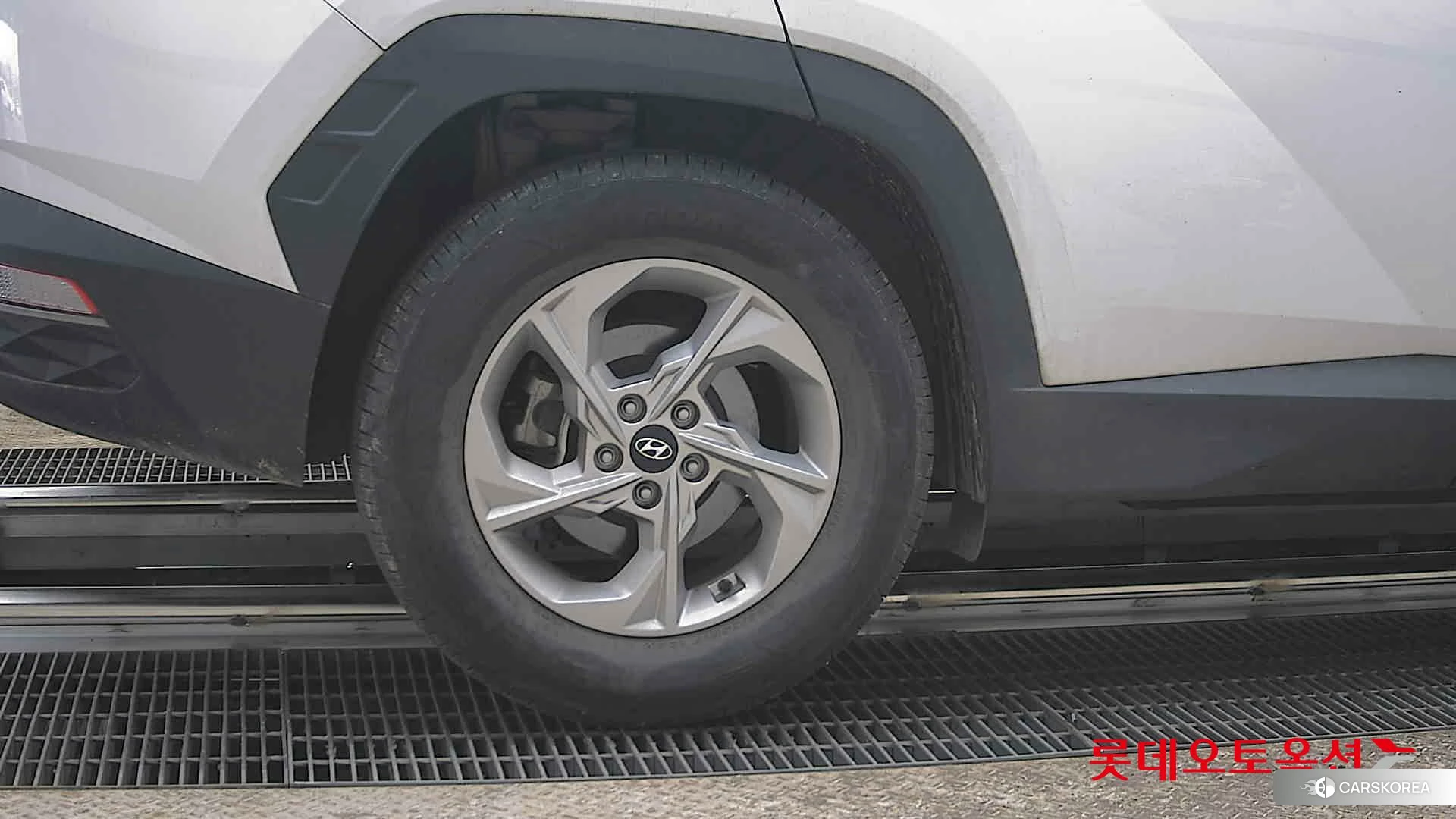 Hyundai Tucson id 3875745 из Кореи 16