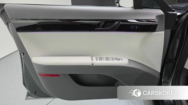 Hyundai Grandeur Hybrid (GN7) id 4940827 из Кореи 16